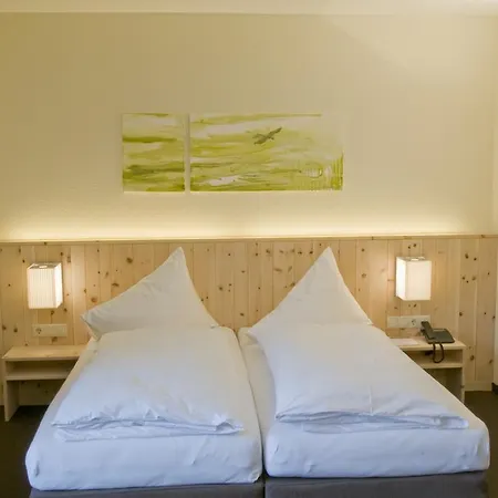 Отель Der Waldhof - Unique - A Hidden Gem 4*