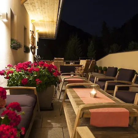 Der Waldhof Hotel Sankt Anton am Arlberg