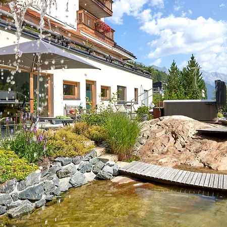 Hotel Der Waldhof - Unique - A Hidden Gem