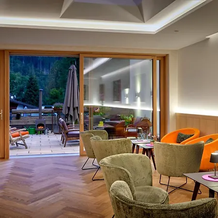 Der Waldhof - Unique - A Hidden Gem 장크트안톤암아를베르크