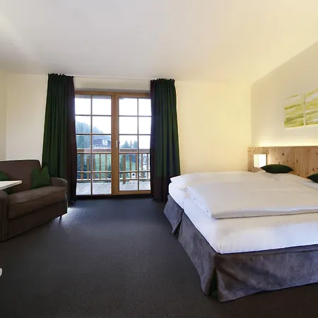 酒店 Der Waldhof - Unique - A Hidden Gem 圣安东阿尔贝格