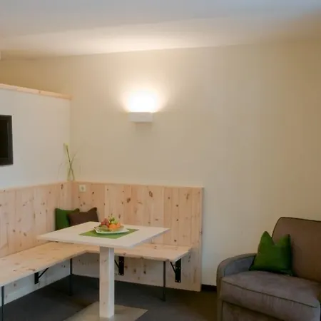 Hotel Der Waldhof - Unique - A Hidden Gem St Anton am Arlberg