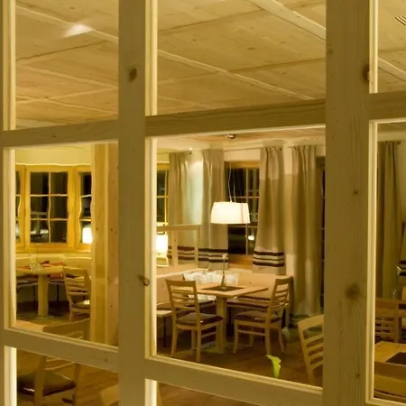 Der Waldhof - Unique - A Hidden Gem Otel