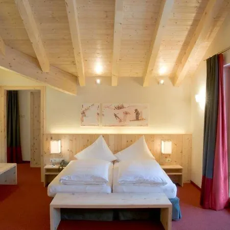 Der Waldhof - Unique - A Hidden Gem 酒店 4*