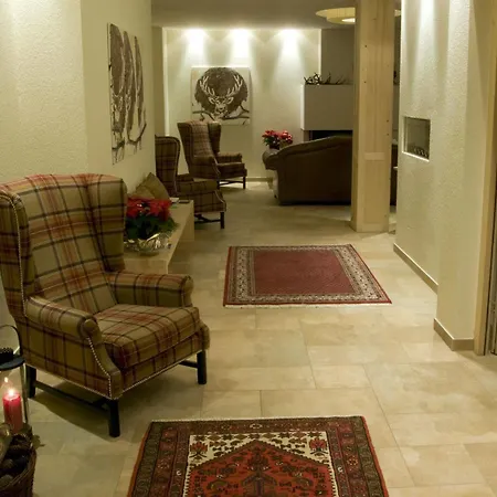 Hotel Der Waldhof 4*