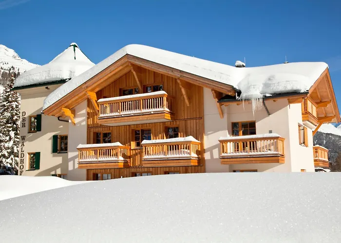 Der Waldhof - Unique - A Hidden Gem מלון סן אנטון