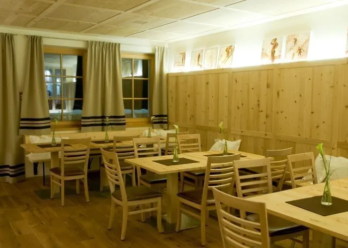 מלון Der Waldhof - Unique - A Hidden Gem סן אנטון