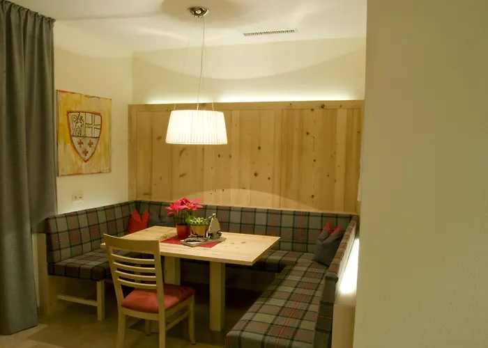 מלון Der Waldhof - Unique - A Hidden Gem סן אנטון