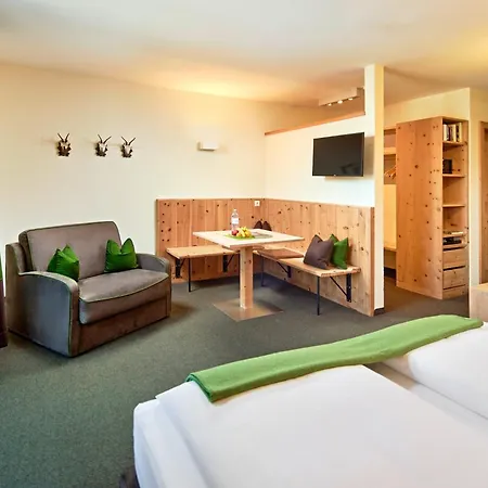 Der Waldhof - Unique - A Hidden Gem サンクト・アントン・アム・アールベルク